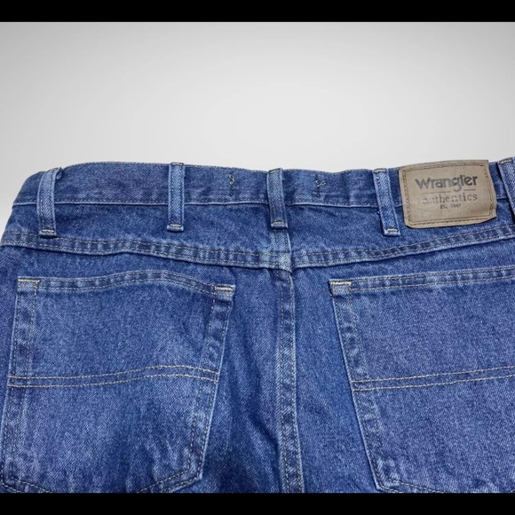 Levi’s Men’s Wrangler Authentics Size 34×36, New - Picture 6 of 6